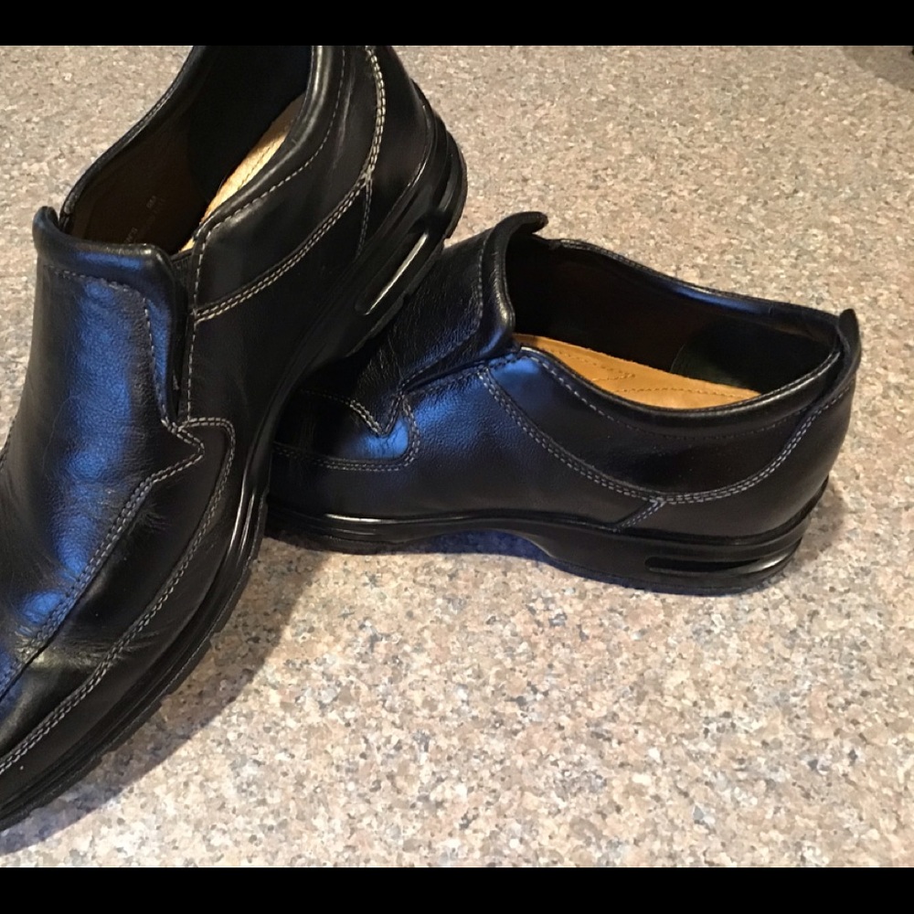 Men’s Nike Air - Cole Haan shoes size 9M